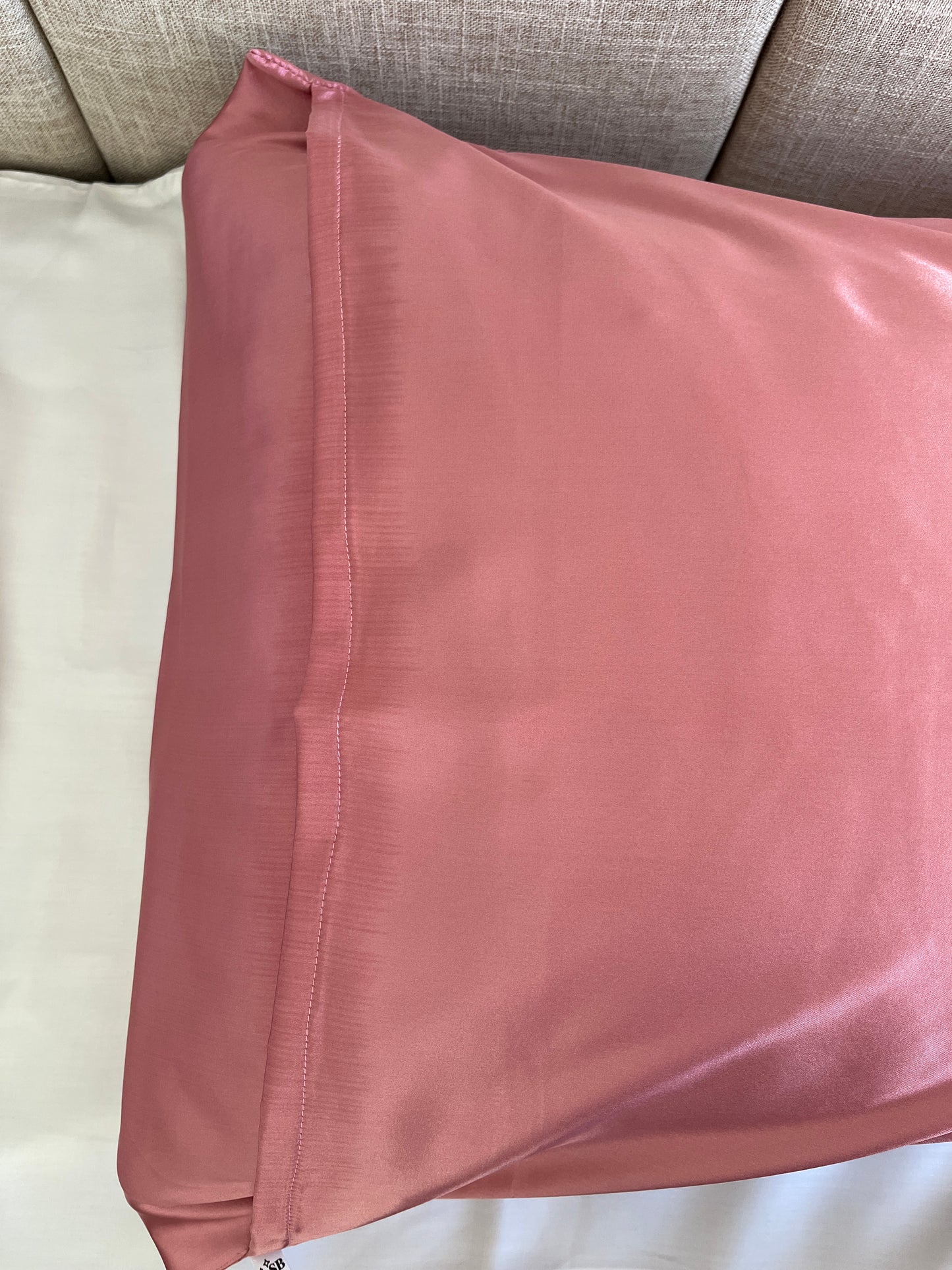 Satin pillowcase (King)